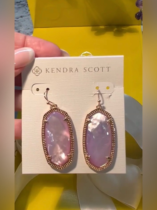 Kendra Scott Jewelry - NWT Kendra Scott Elle Earrings Lavender Pearl & Rose Gold Rare & Retired GORG!